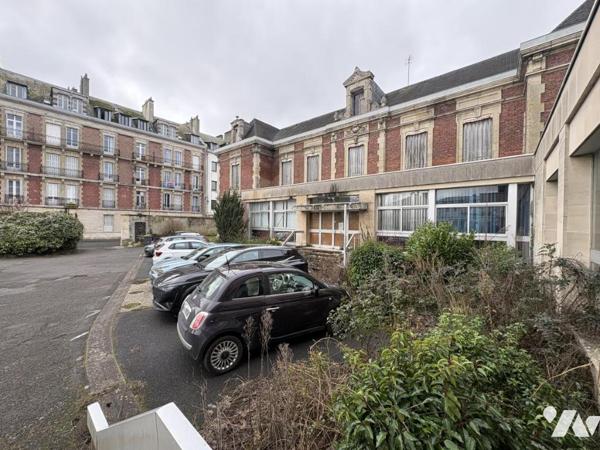 Immeuble Suzanne Noel ancienne maternité de LAON (1500 m2)