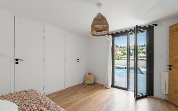 Maison à vendre    5 pièces • 118,60 m2 Cagnes-sur-Mer