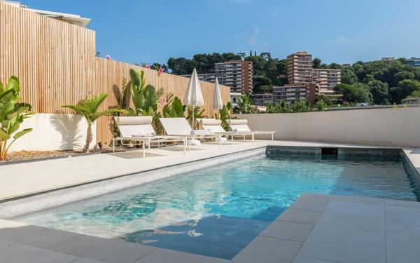 Maison à vendre    5 pièces • 118,60 m2 Cagnes-sur-Mer