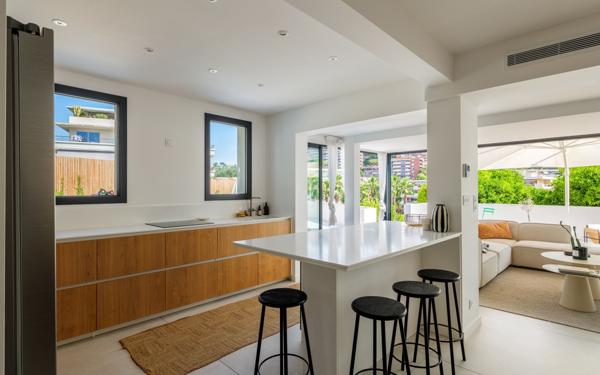 Maison à vendre    5 pièces • 118,60 m2 Cagnes-sur-Mer