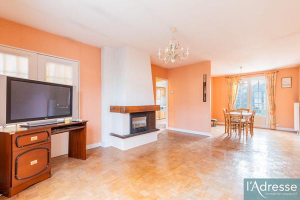 Maison 6 pièces, 4 chambres, sous sol total, Orsay