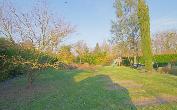 Maison à vendre    6 pièces •  Roye