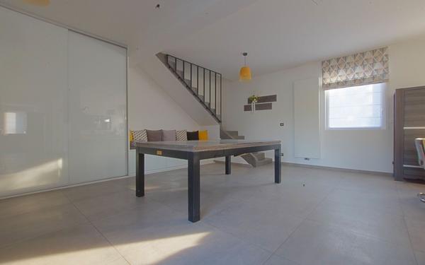 Maison à vendre    6 pièces •  Roye