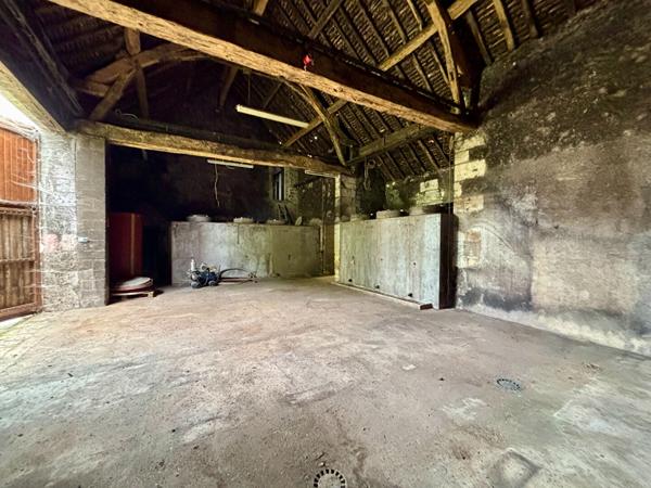 Ensemble immobilier a fort potentiel