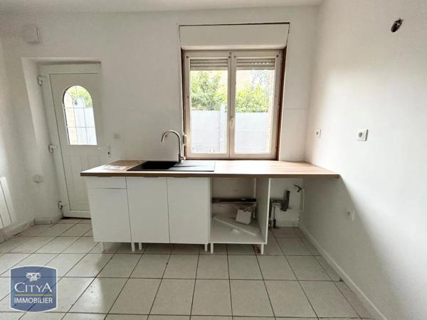 Maison à louer 2 pièces 41m² Valenciennes (59300)