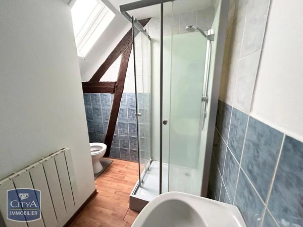 Maison à louer 2 pièces 41m² Valenciennes (59300)