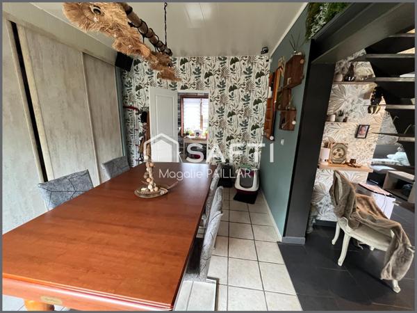 SUPERBE MAISON DE VILLE