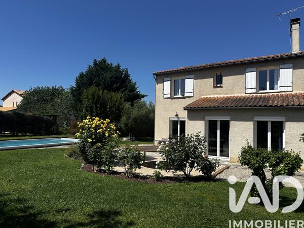 Maison à vendre 5 pièces 150 m² Villeneuve-sur-Lot
