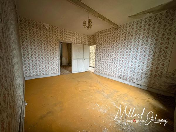 Maison à MONTCEAU-LES-MINES, 71300 - 5 pièces 146m²