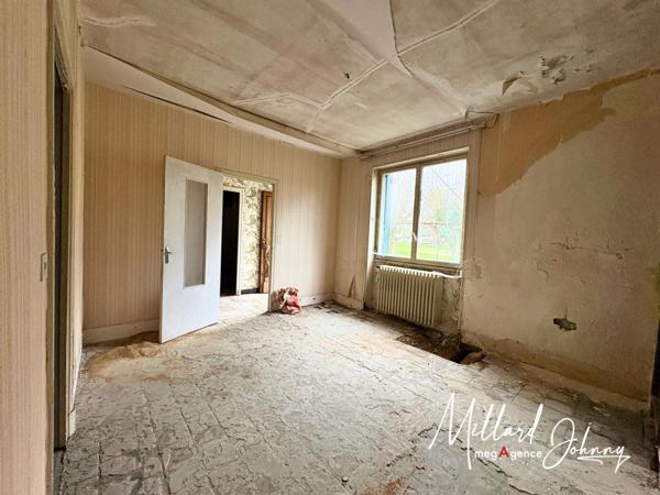 Maison à MONTCEAU-LES-MINES, 71300 - 5 pièces 146m²