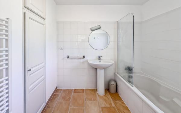 Maison à vendre    6 pièces •  Hyères