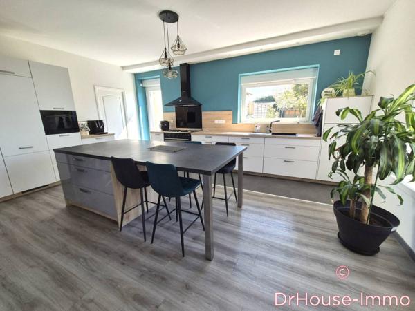 Maison à vendre 7 pièces de 143 m²