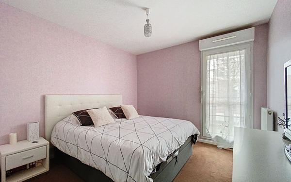 Appartement à vendre    4 pièces • 83,28 m2 Guyancourt