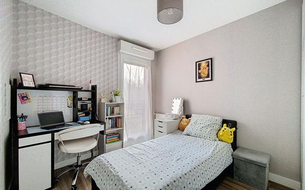 Appartement à vendre    4 pièces • 83,28 m2 Guyancourt