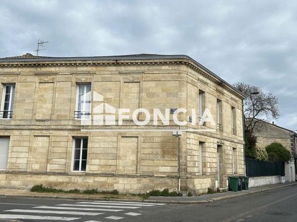 Location Appartement 2 pièces 59.62 m² - 217 RUE DE BEGLES Bordeaux 33000