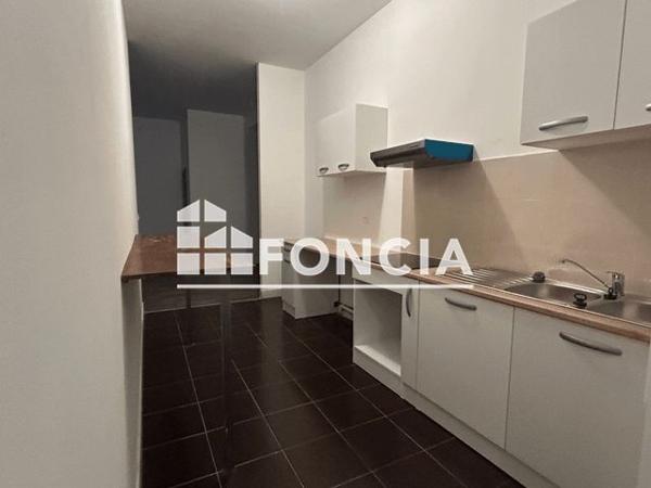 Location Appartement 2 pièces 59.62 m² - 217 RUE DE BEGLES Bordeaux 33000