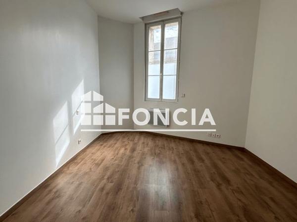 Location Appartement 2 pièces 59.62 m² - 217 RUE DE BEGLES Bordeaux 33000