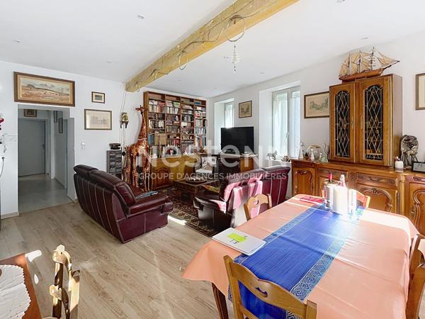 A VENDRE LAVELANET MAISON DE VILLE T4 HABITABLE ET DIVISIBLE