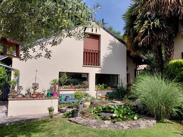 Cormeilles en Parisis , maison 140 M² et grande dépendance