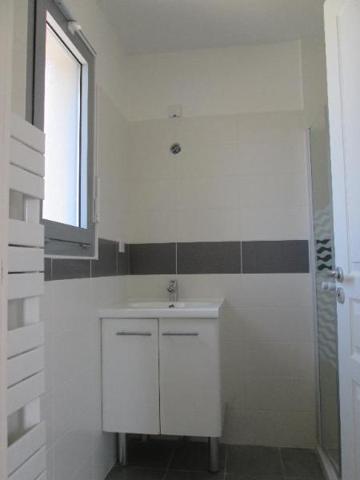 Maison à louer 4 pièces 104.6m² Périgueux (24000)