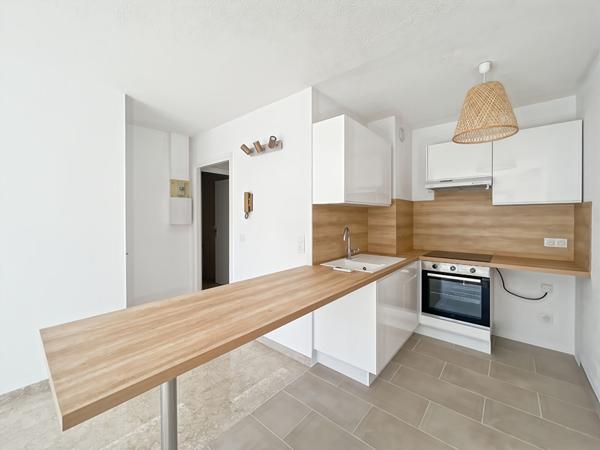 APPARTEMENT DE TYPE 2 PIECES AU COEUR DE MOUGINS