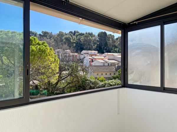 APPARTEMENT DE TYPE 2 PIECES AU COEUR DE MOUGINS