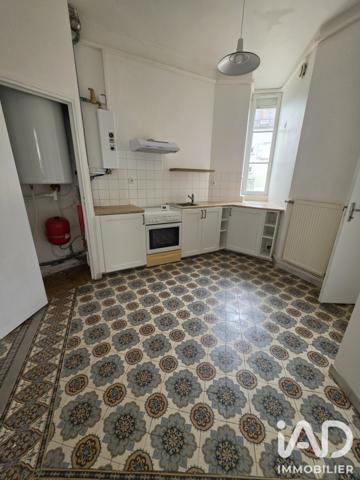 Immeuble à vendre 162 m² Dormans