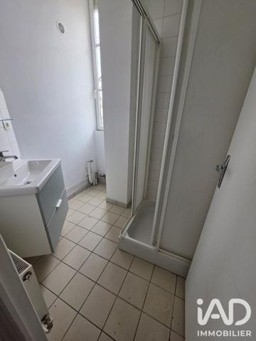 Immeuble à vendre 162 m² Dormans