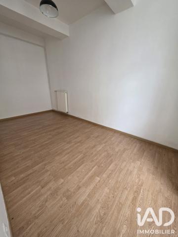 Immeuble à vendre 162 m² Dormans