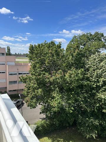 NANTES, Hippodrome-Bourgeonnière. Superbe T1 bis de 30 m² + Terrasse . Parking et cave. Libre