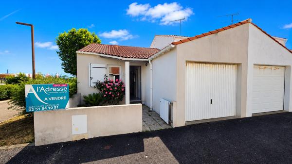 Maison de ville avec garage à deux pas du port de Croix-de-Vie