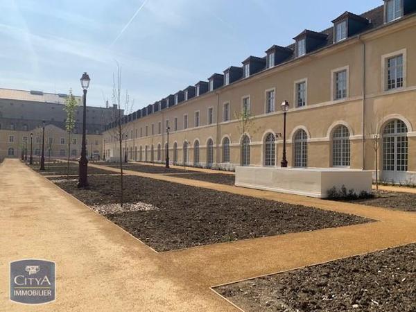 Appartement à louer 3 pièces 72.97m²