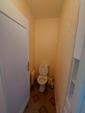 Spacieux T3 traversant quartier La Genette