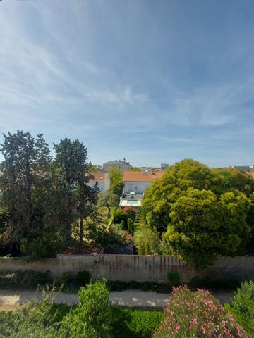 Spacieux T3 traversant quartier La Genette