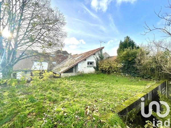 Maison 9 pièces de 162 m² à Le Blanc (36300)