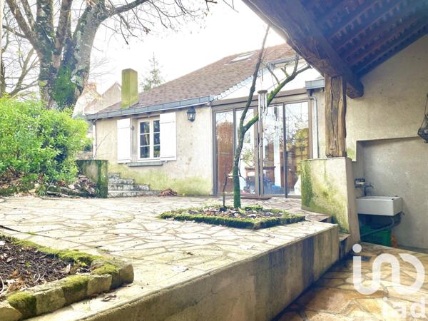 Maison 9 pièces de 162 m² à Le Blanc (36300)