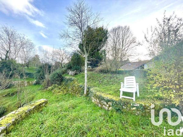 Maison 9 pièces de 162 m² à Le Blanc (36300)