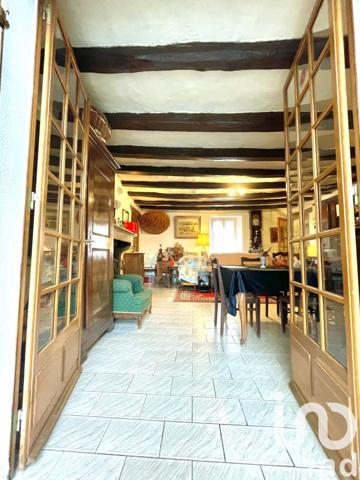 Maison 9 pièces de 162 m² à Le Blanc (36300)