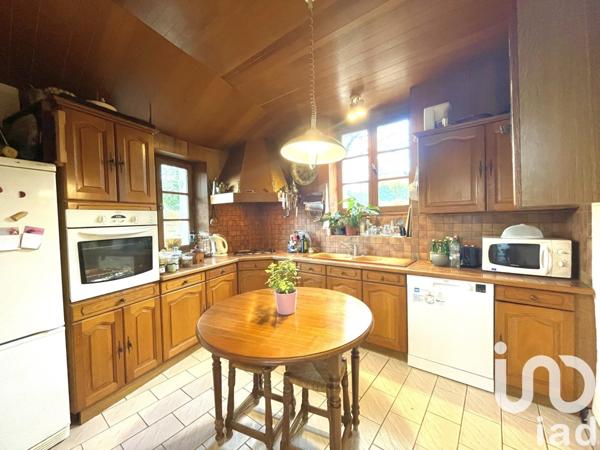 Maison 9 pièces de 162 m² à Le Blanc (36300)