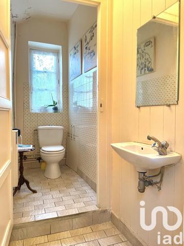 Maison 9 pièces de 162 m² à Le Blanc (36300)