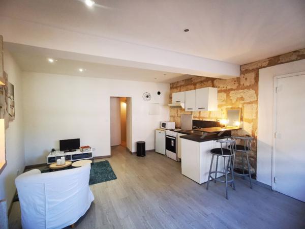 Meublé : Appartement RDC T2 40 m² - pas d'extérieur