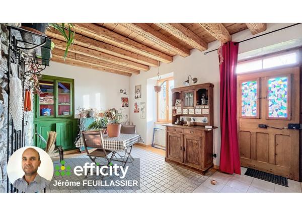 Maison 9 pièces - 472 m² Exclusivité efficity