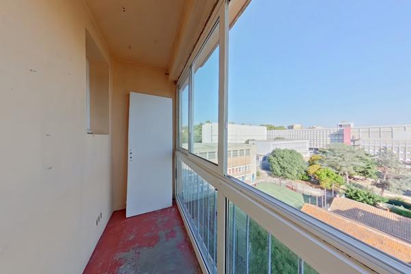 Appartement
         5 pièces
        - 82 m² Exclusivité 160 000 € *