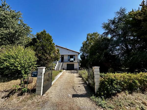 maison individuelle avec piscine, garage et salle de jeux 15