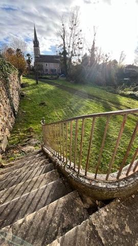 Château féodal au coeur des Landes sur 3,5 hectares Dax