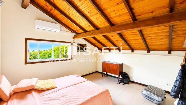 Maison d'architecte de 4 chambres au Robert, vue Mer, Autonome
