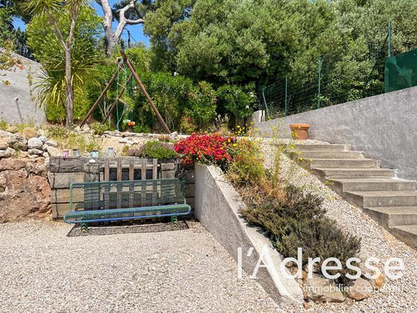 Maison AUBAGNE 4 pièces de 101 m2 sur parcelle de 600 m2 de jardin