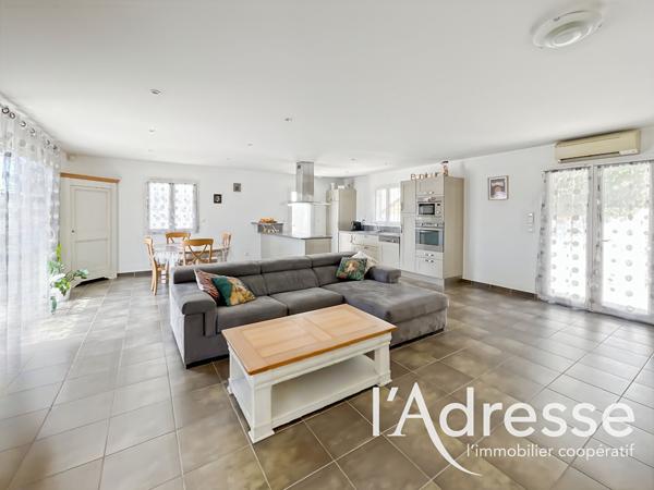 Maison AUBAGNE 4 pièces de 101 m2 sur parcelle de 600 m2 de jardin