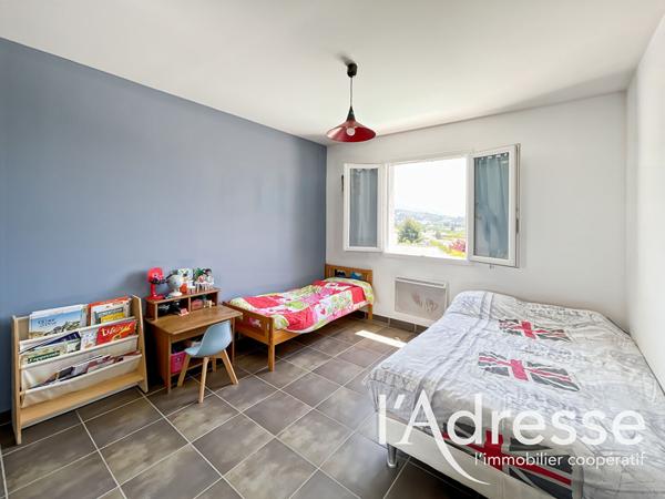 Maison AUBAGNE 4 pièces de 101 m2 sur parcelle de 600 m2 de jardin