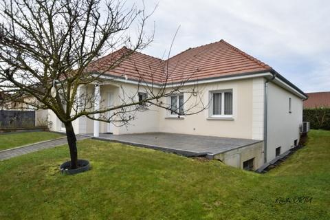 pavillon 4 chambres sur sous-sol